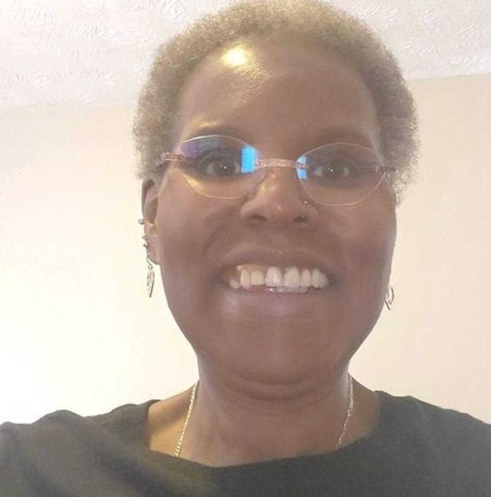 Meet your Posher, Marcia